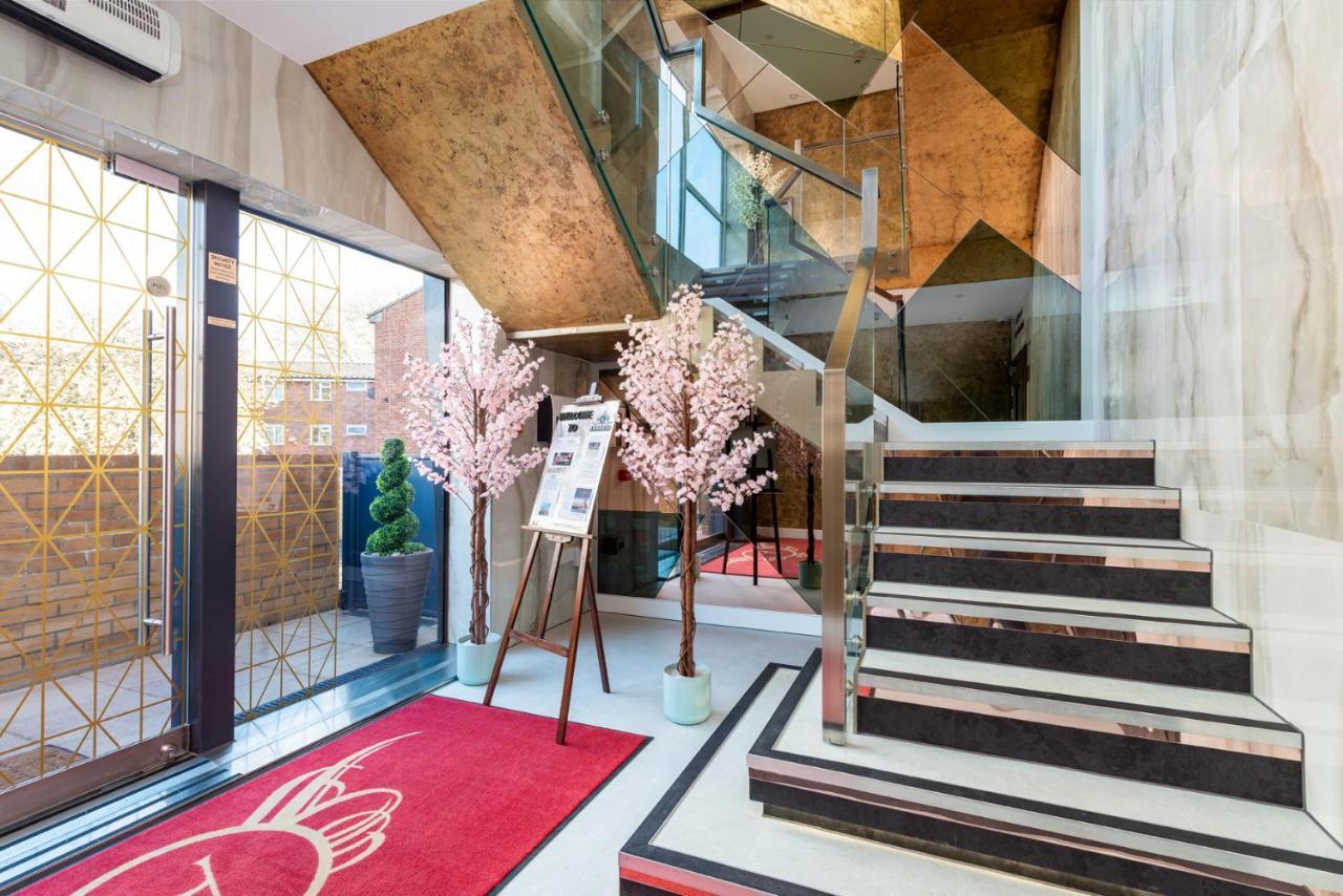 Bookings For Professionals - Reliable And Peaceful - Apartment 3 질링엄 외부 사진